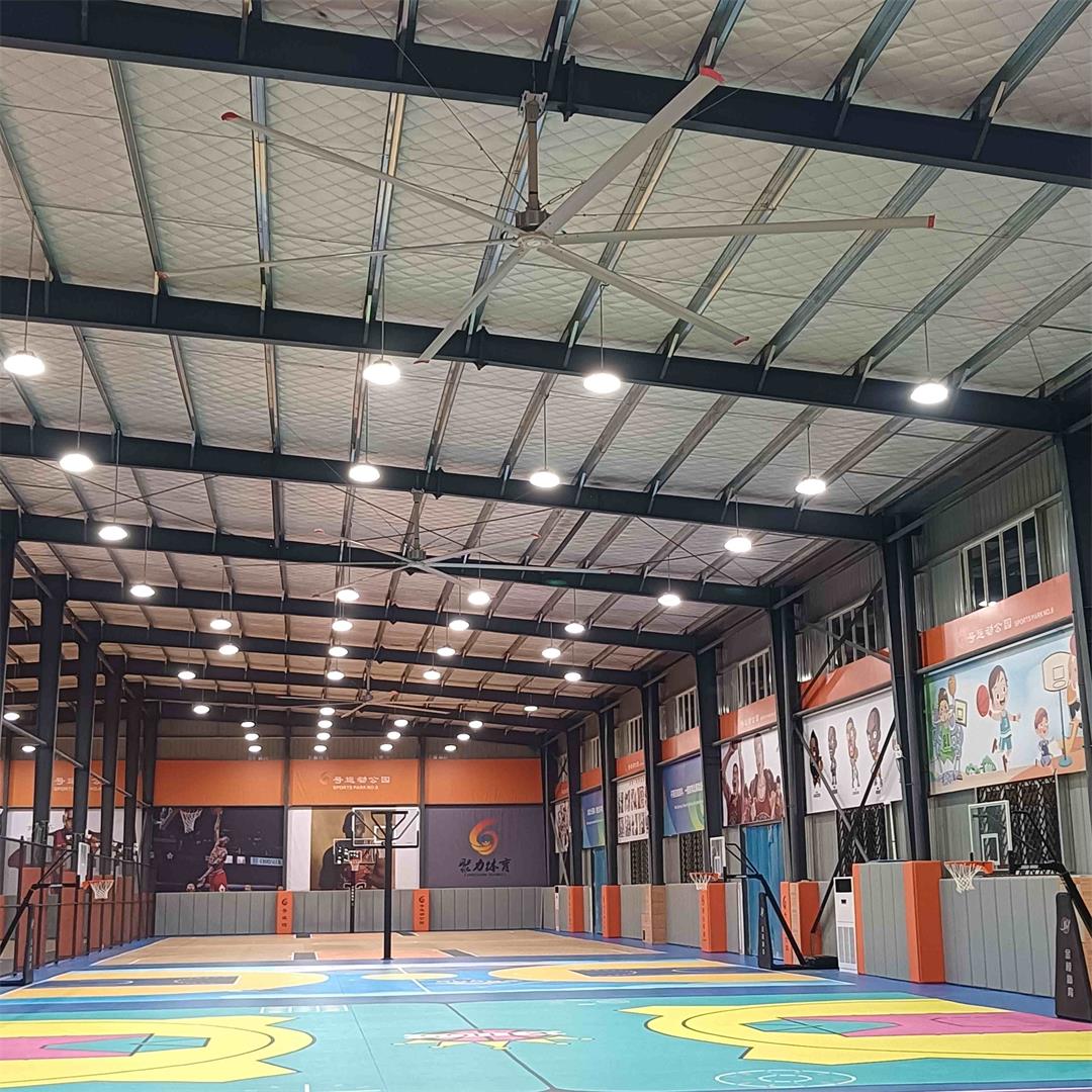 湖北仙桃一大型籃球館通風(fēng)降溫應(yīng)用潤(rùn)東方工業(yè)大風(fēng)扇