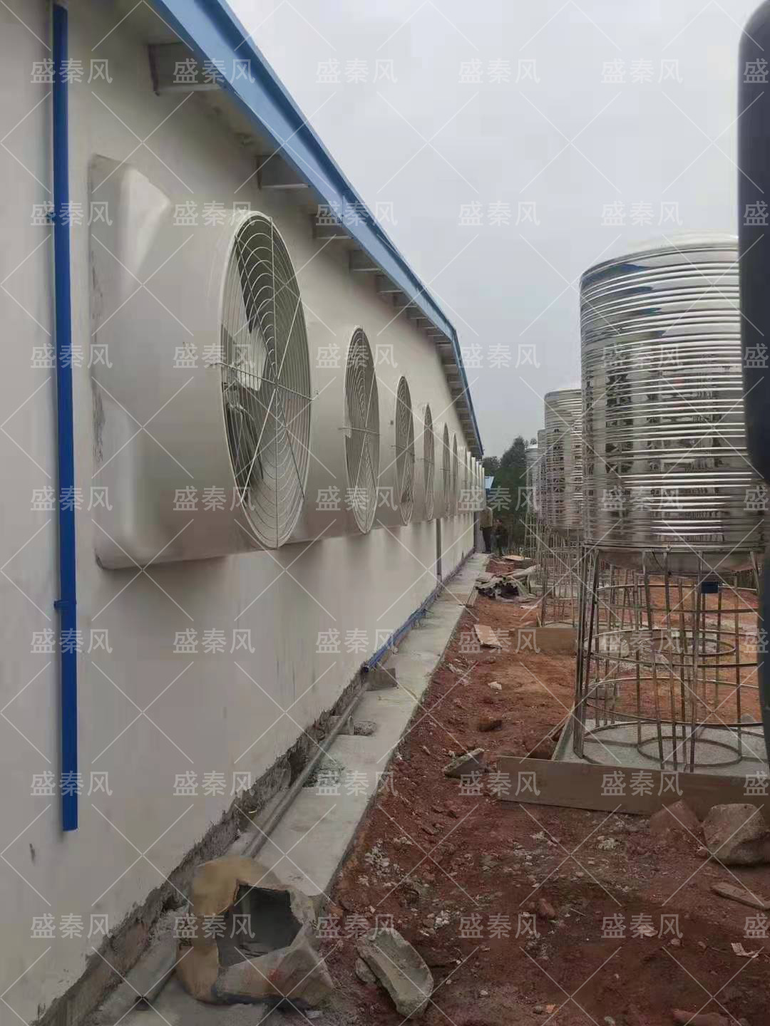如何選擇廠房通風(fēng)設(shè)備的負(fù)壓風(fēng)機？從哪些方面入手
