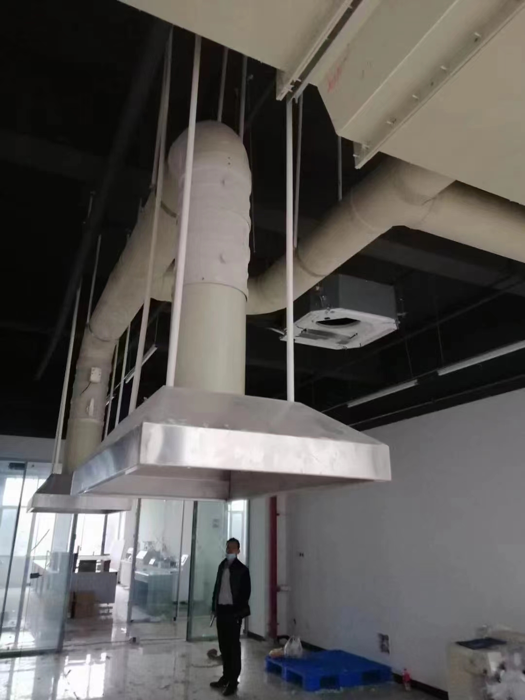 盛秦風告訴抽風機的特點及做抽風排煙工程要了解哪些？