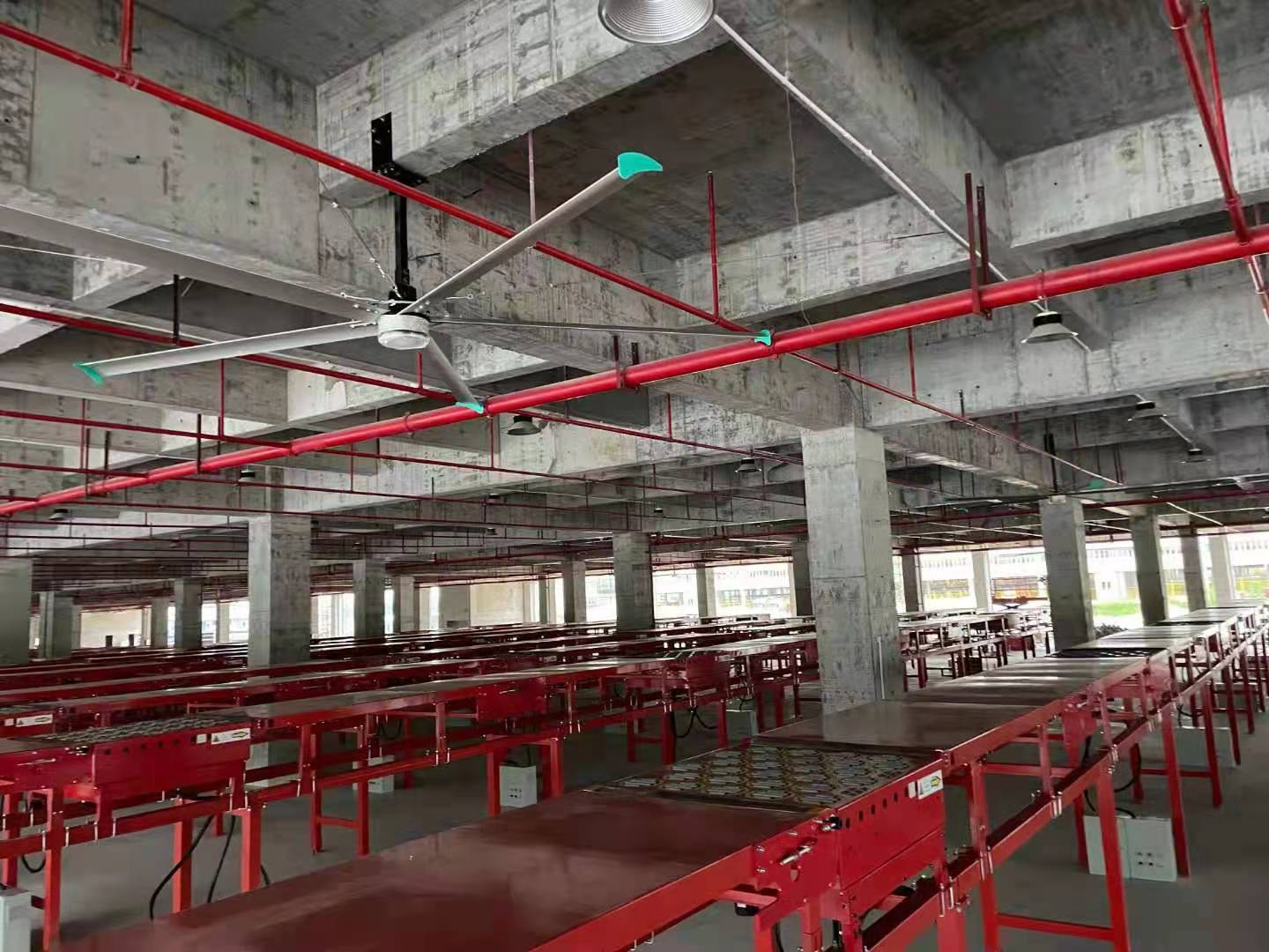物流倉儲中心通風降溫使用工業大吊扇，倉庫通風降溫輕松解決