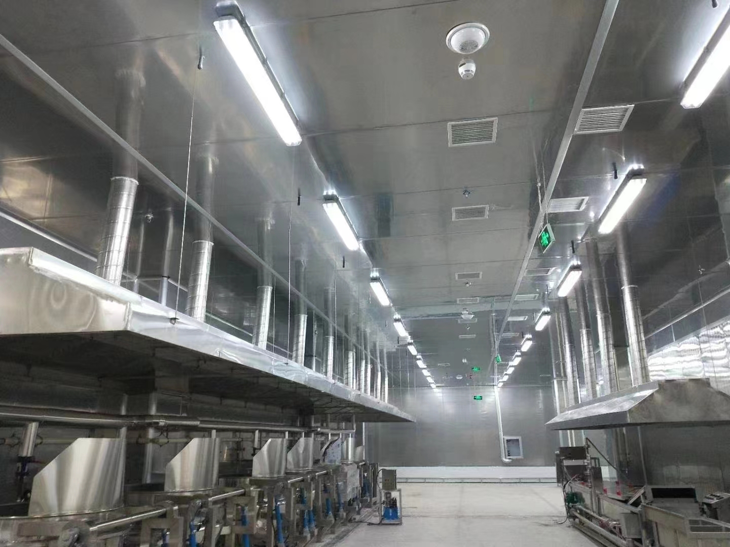 商用廚房工程通風（排煙）管道如何安裝？有哪些注意事項
