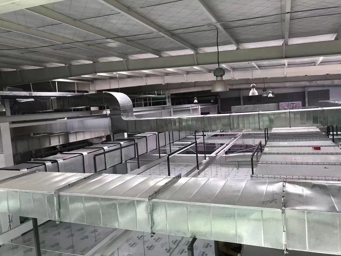 工廠車間如何通風粉塵？兩種方案輕松解決通風除塵的問題